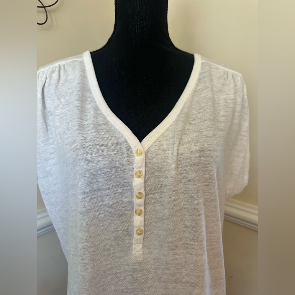 Old Navy womens Linen-Blend V-Neck Henley Blouse Sea Salt /Off White Size L EUC - Picture 2 of 6